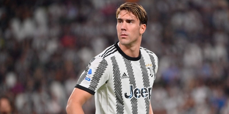 An overview of Dusan Vlahovic's early career as a footballer.